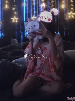 [转载搬运] 真槍實彈折磨女奴OnlyFans推特SM大神6個性奴之一蘿莉嫩妹 [9p+7v+3.87G][百度盘]